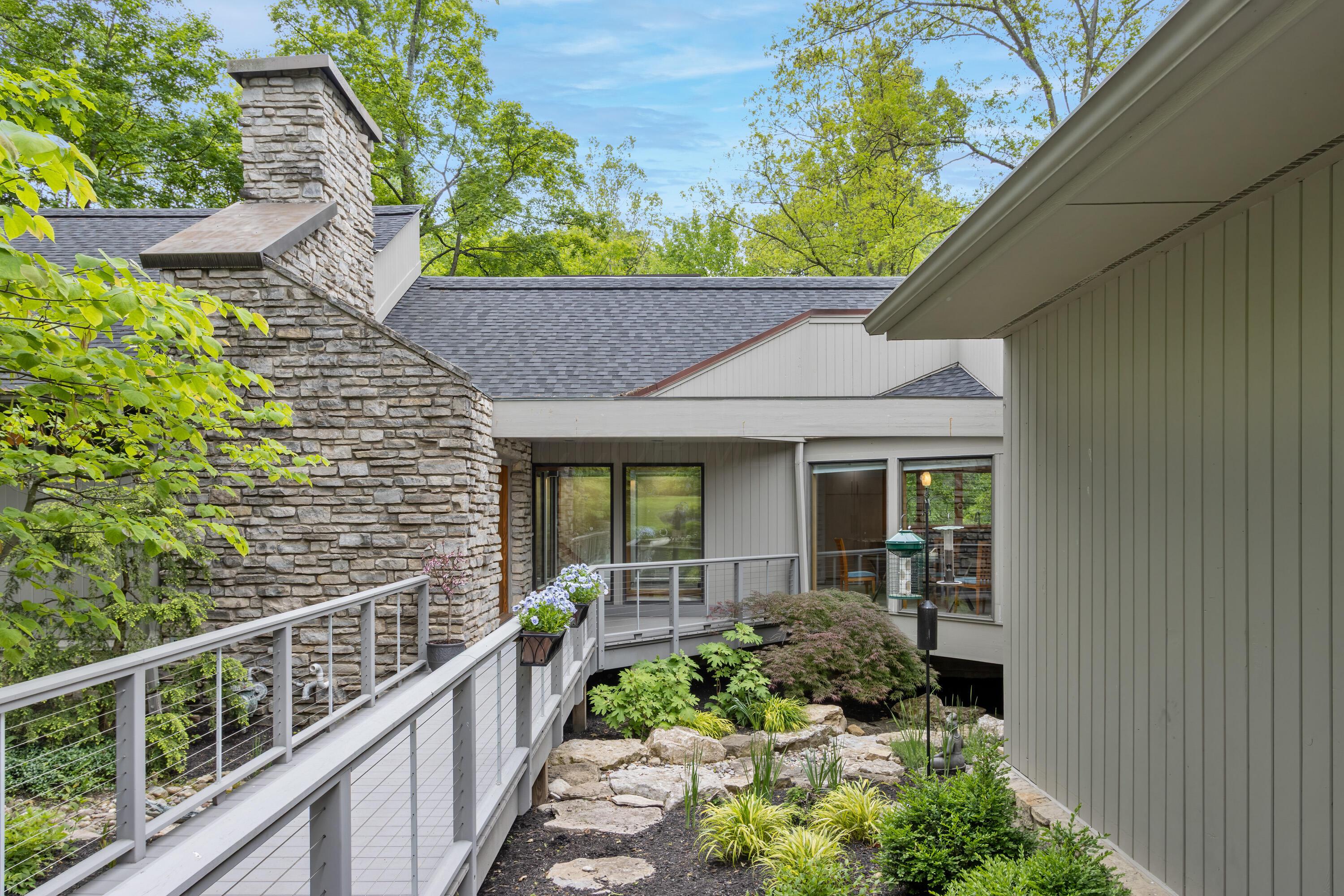 255 Partridge Bend, Powell, Ohio image 17