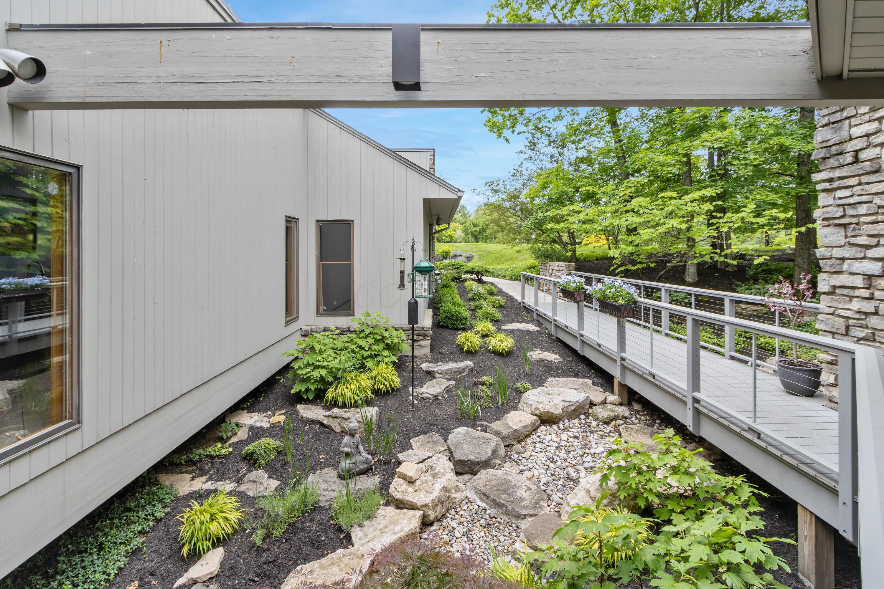 255 Partridge Bend, Powell, Ohio image 20