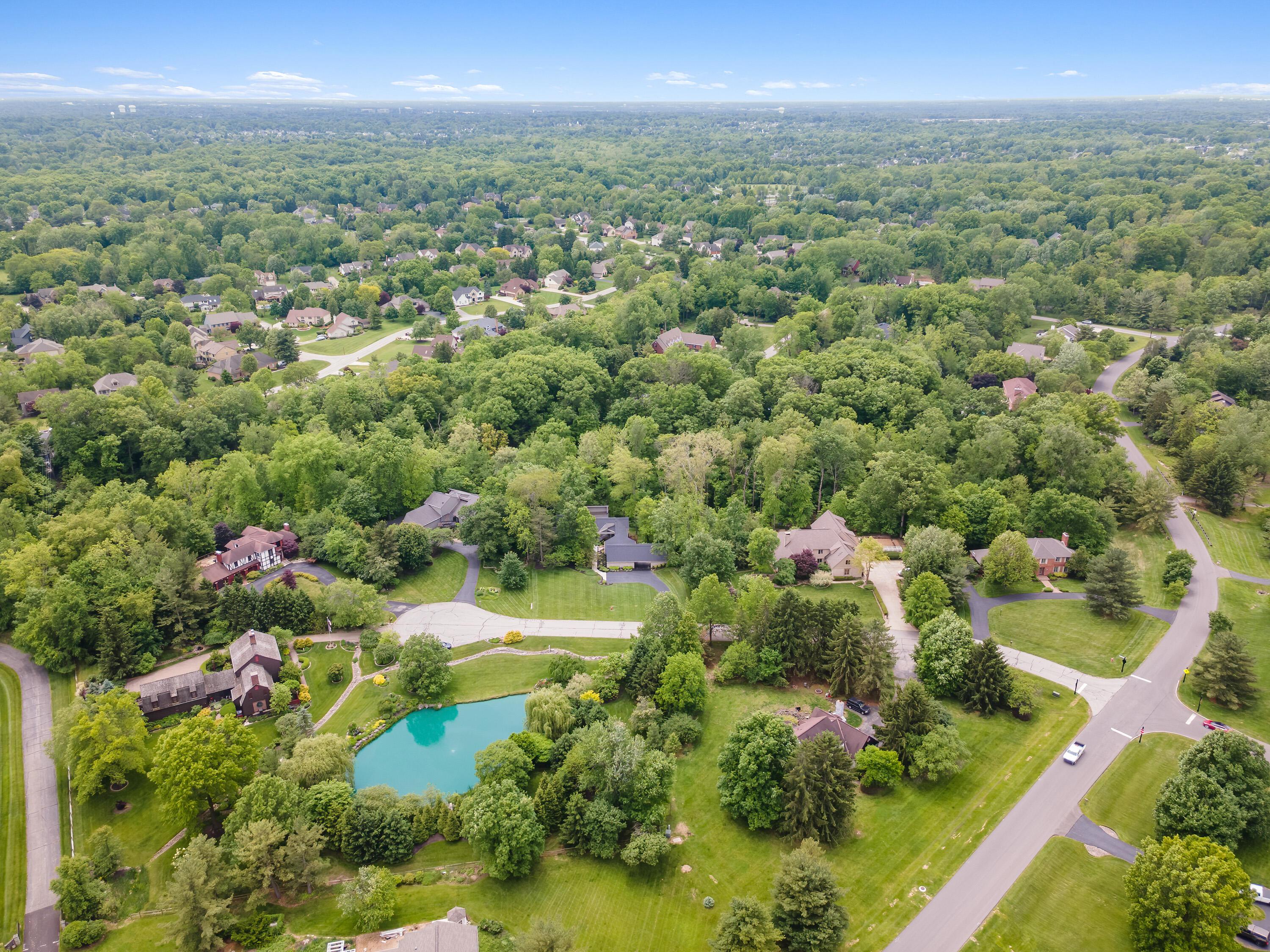 255 Partridge Bend, Powell, Ohio image 5