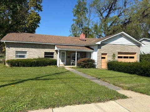 Photo of 140 W Jersey Street, Johnstown, OH 43031 (MLS # 226038246)