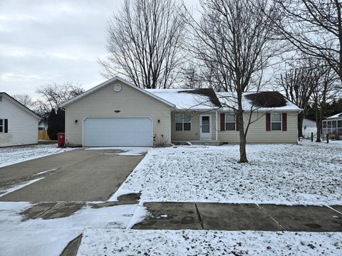 Photo of 101 Andrew Court E, London, OH 43140 (MLS # 226001822)