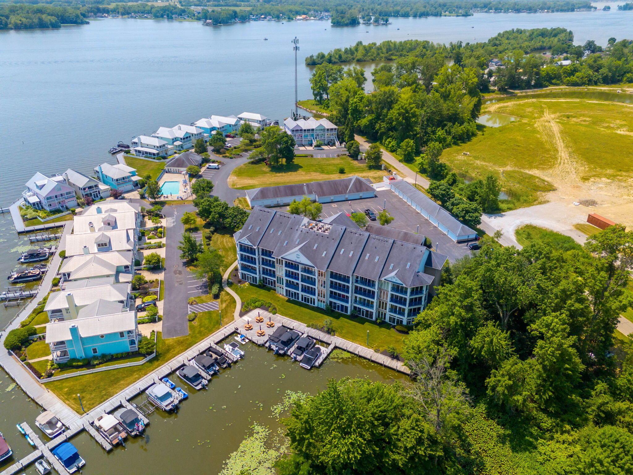 4401 Hunts Landing Road #404, Hebron, Ohio image 47