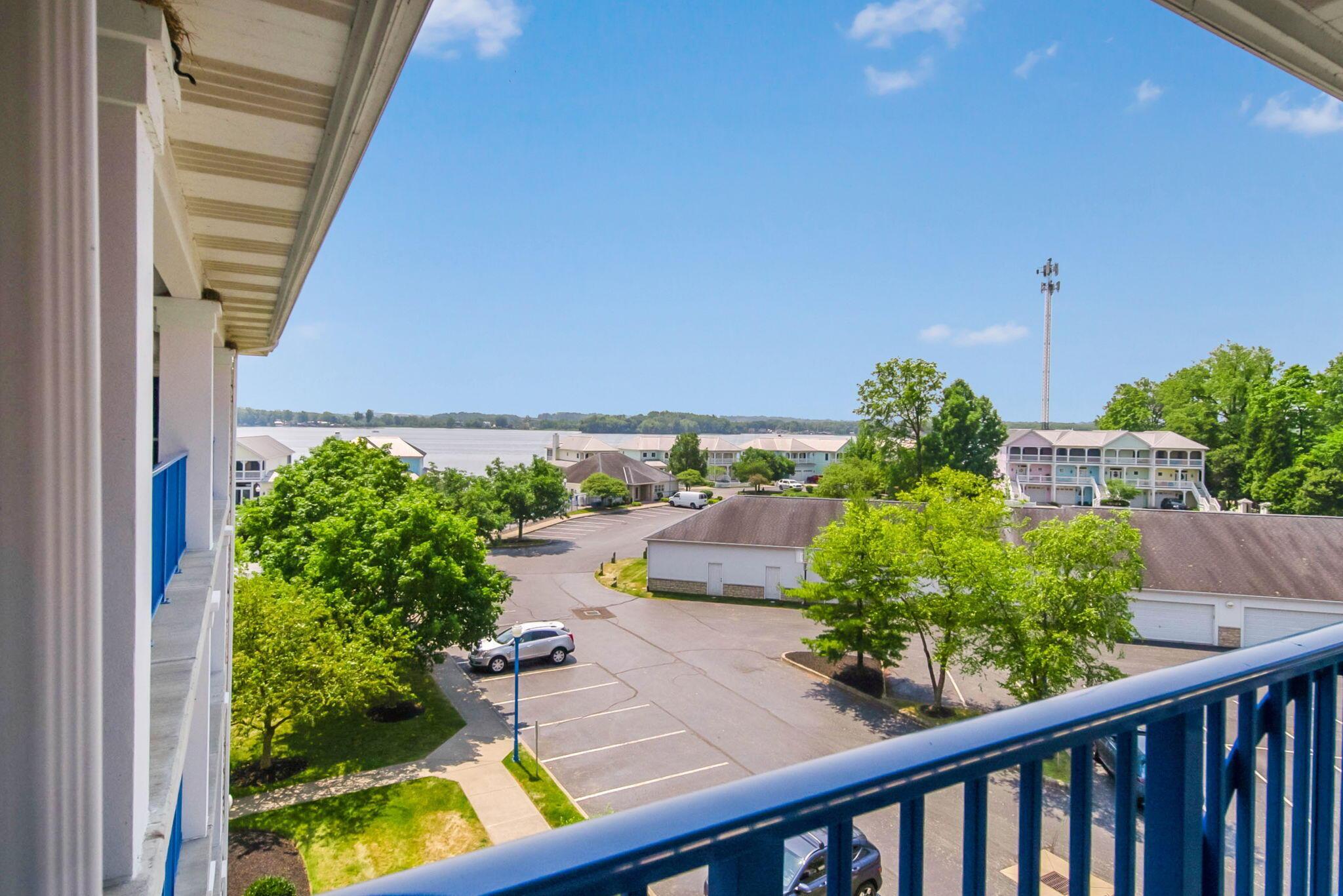 4401 Hunts Landing Road #404, Hebron, Ohio image 12