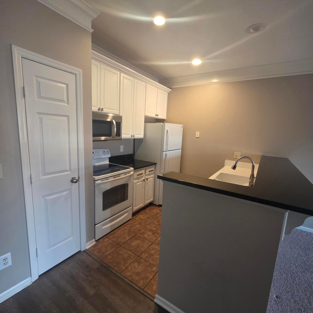 Photo of 6155 Craughwell Lane, Dublin, OH 43017 (MLS # 226029457)