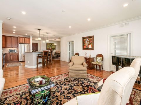 Tiny photo for 3175 Tremont Road 504 #504, Columbus, OH 43221 (MLS # 225045574)