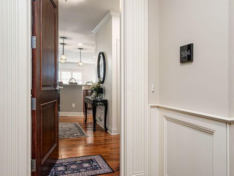 Tiny photo for 3175 Tremont Road 504 #504, Columbus, OH 43221 (MLS # 225045574)