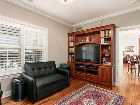 Tiny photo for 3175 Tremont Road 504 #504, Columbus, OH 43221 (MLS # 225045574)