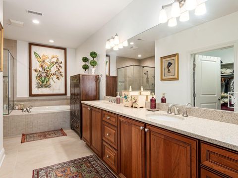 Tiny photo for 3175 Tremont Road 504 #504, Columbus, OH 43221 (MLS # 225045574)