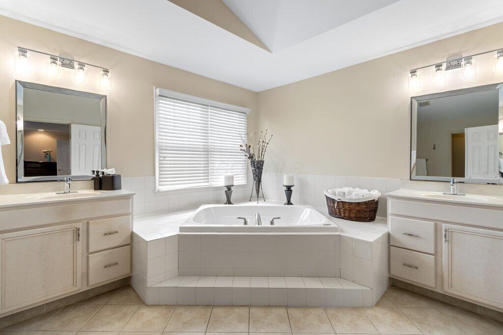 4688 Vista Ridge Drive, Dublin, Ohio image 36