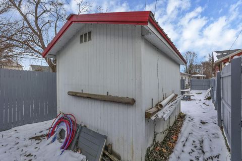 Tiny photo for 113 N George Street, Lancaster, OH 43130 (MLS # 225045000)