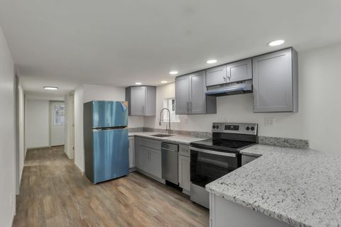 Tiny photo for 113 N George Street, Lancaster, OH 43130 (MLS # 225045000)