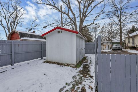 Tiny photo for 113 N George Street, Lancaster, OH 43130 (MLS # 225045000)