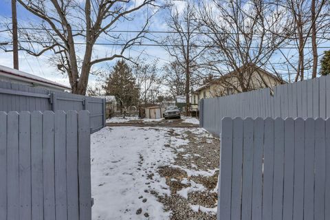 Tiny photo for 113 N George Street, Lancaster, OH 43130 (MLS # 225045000)