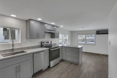 Tiny photo for 113 N George Street, Lancaster, OH 43130 (MLS # 225045000)