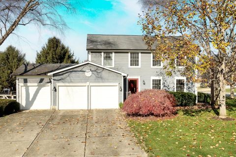 Photo of 200 Glenhurst Court, Columbus, OH 43230 (MLS # 225043800)