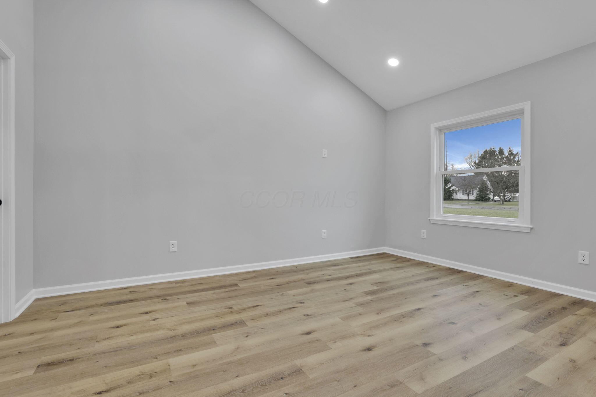 300 Forest Lawn Boulevard, Marion, Ohio image 17