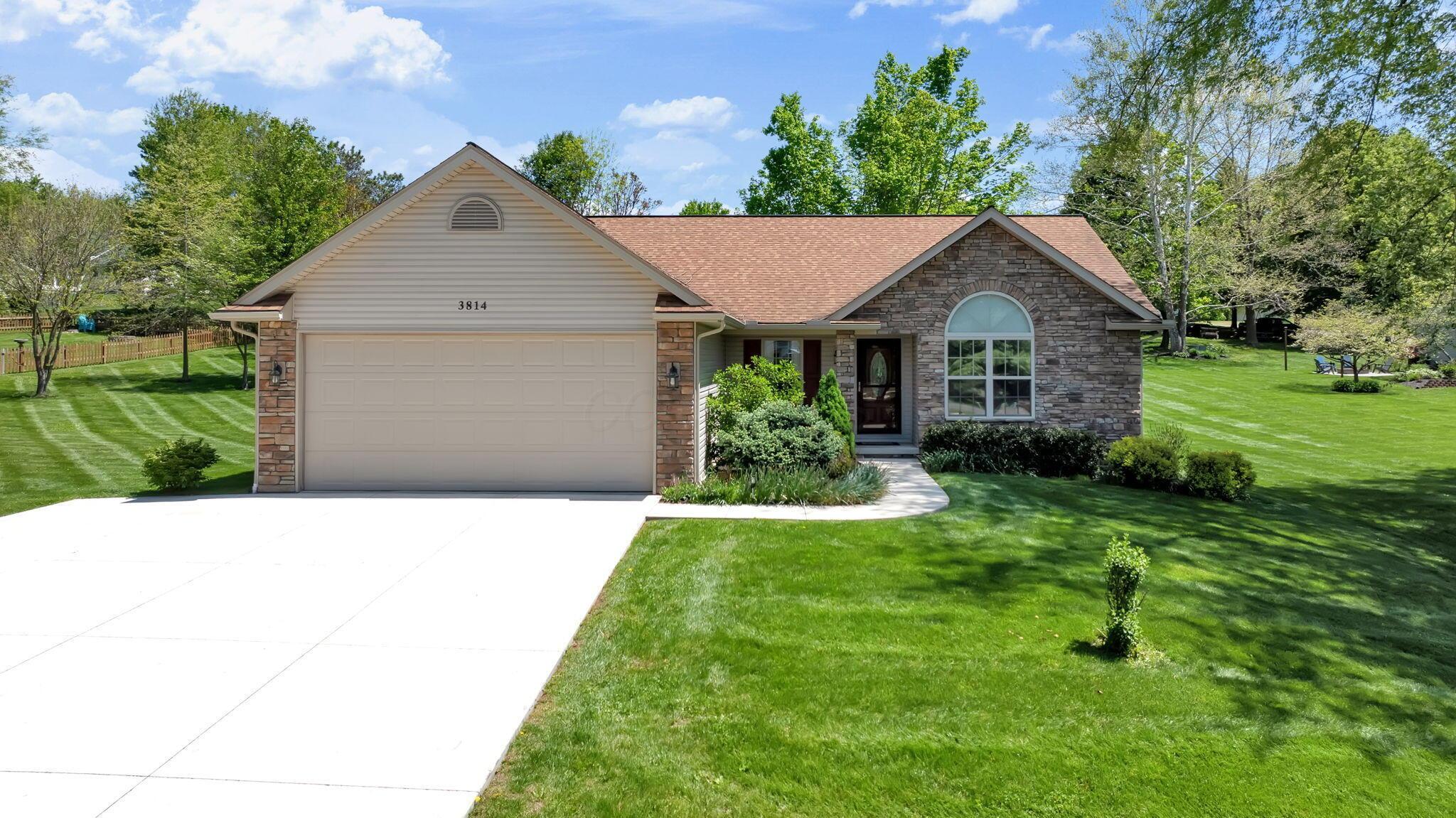 3814 Apple Valley Drive