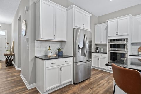 Tiny photo for 10700 Laguna Circle, Plain City, OH 43064 (MLS # 225040251)