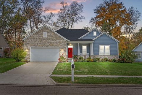 Photo of 10700 Laguna Circle, Plain City, OH 43064 (MLS # 225040251)