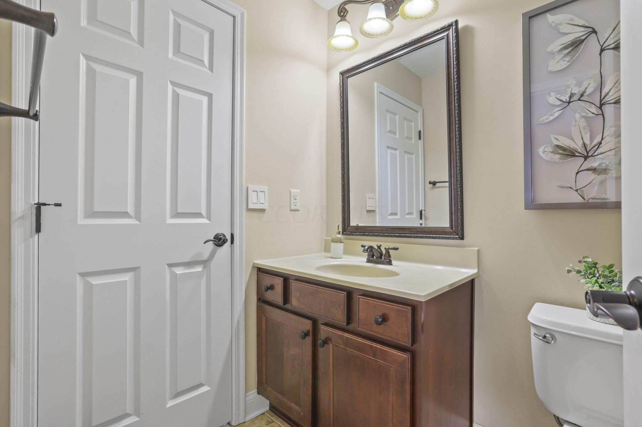 4258 Hickory Rock Drive, Powell, Ohio image 40