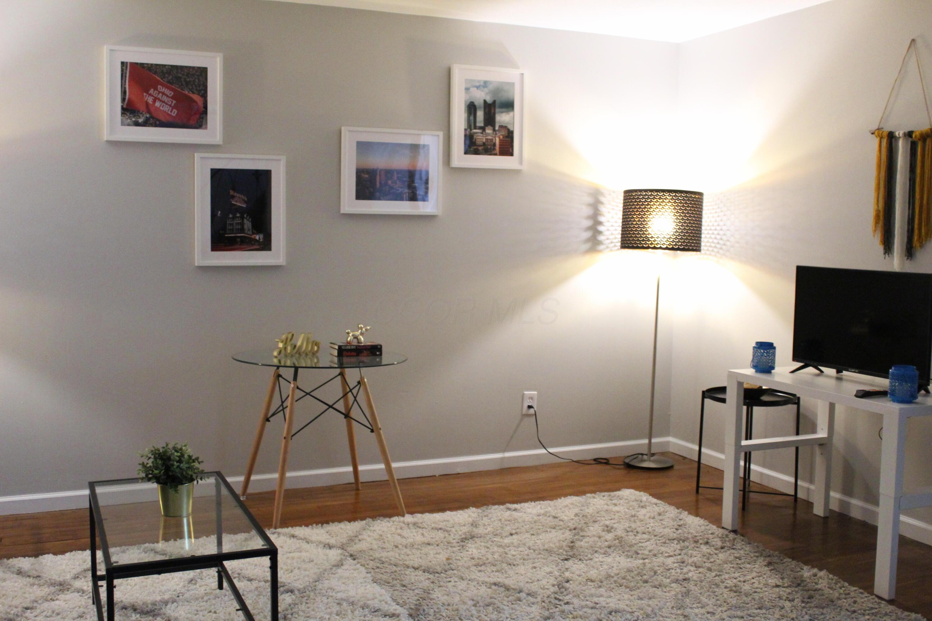 891 S Weyant Avenue 893