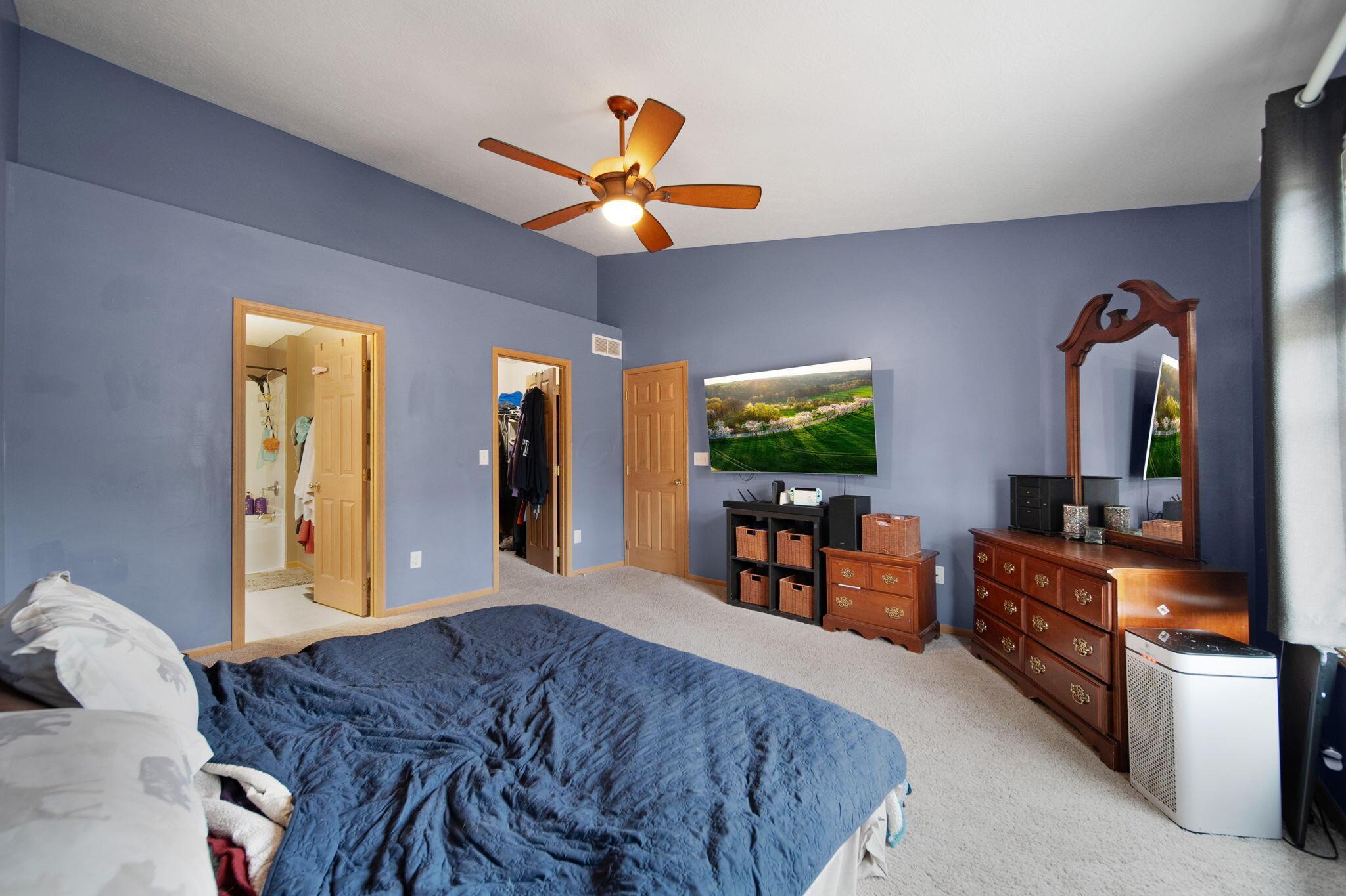 6918 Shady Rock Lane, Blacklick, Ohio image 17