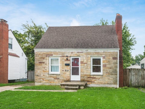 Photo of 914 Binns Boulevard, Columbus, OH 43204 (MLS # 226031042)