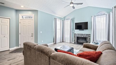 Tiny photo for 3669 Stoneway Point, Powell, OH 43065 (MLS # 225037471)