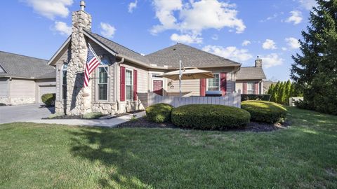 Photo of 3669 Stoneway Point, Powell, OH 43065 (MLS # 225037471)
