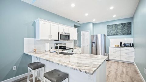 Tiny photo for 3669 Stoneway Point, Powell, OH 43065 (MLS # 225037471)
