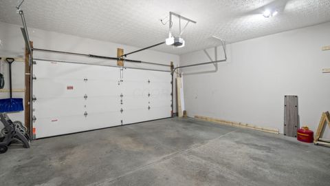 Tiny photo for 3669 Stoneway Point, Powell, OH 43065 (MLS # 225037471)