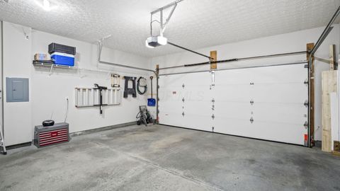 Tiny photo for 3669 Stoneway Point, Powell, OH 43065 (MLS # 225037471)