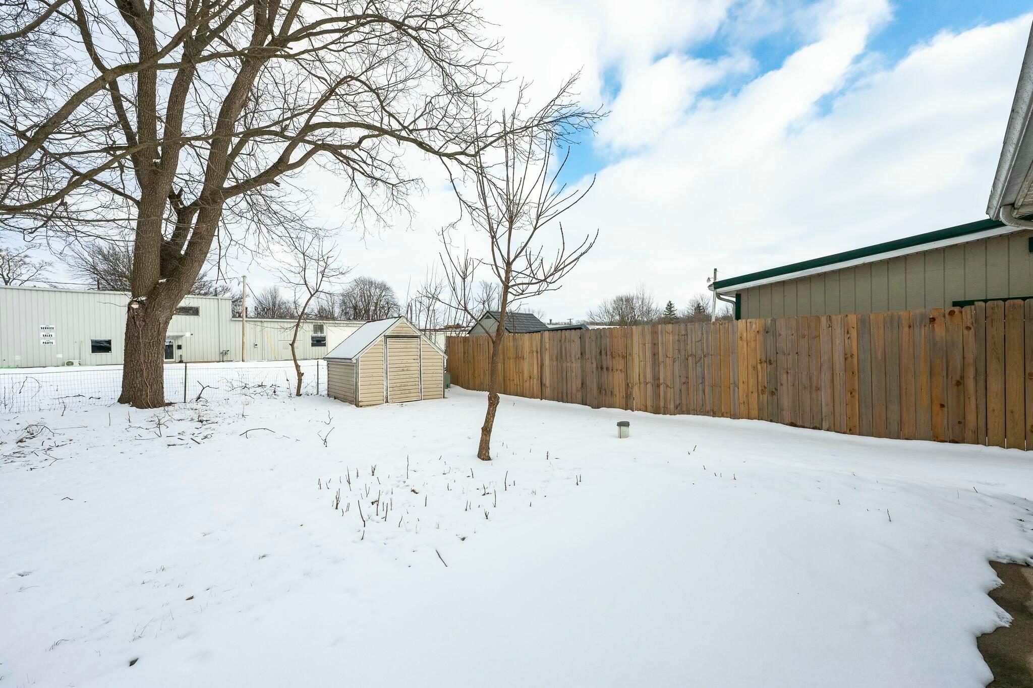 7274 Hardin Drive, Russells Point, Ohio image 15