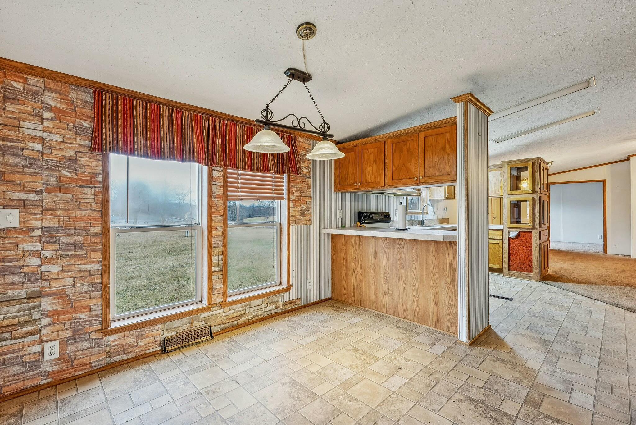 3750 Church Hill Road, Zanesville, Ohio image 4