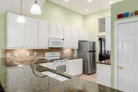 Tiny photo for 223 Tinley Park Circle, Delaware, OH 43015 (MLS # 225044251)