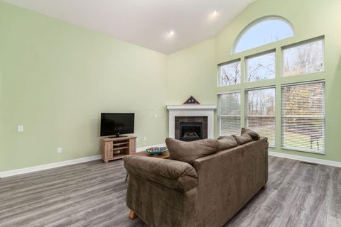 Tiny photo for 223 Tinley Park Circle, Delaware, OH 43015 (MLS # 225044251)