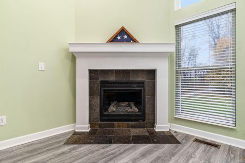 Tiny photo for 223 Tinley Park Circle, Delaware, OH 43015 (MLS # 225044251)