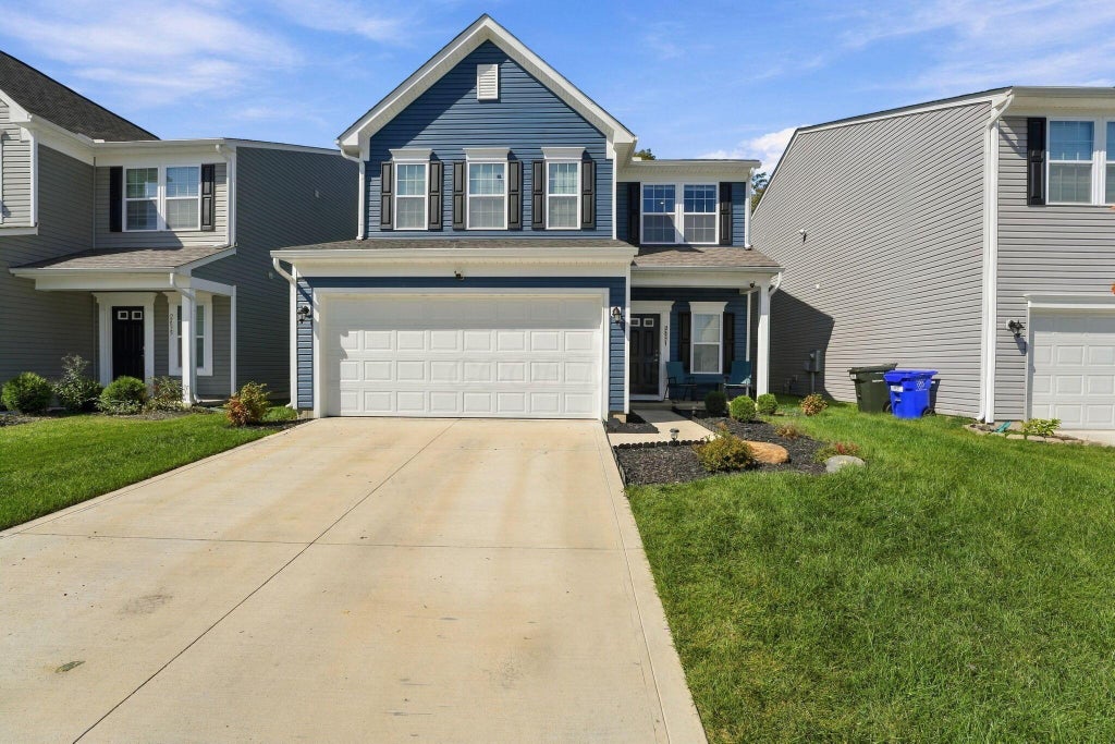 Photo of 2831 Horsham Drive, Grove City, OH 43123 (MLS # 226037379)