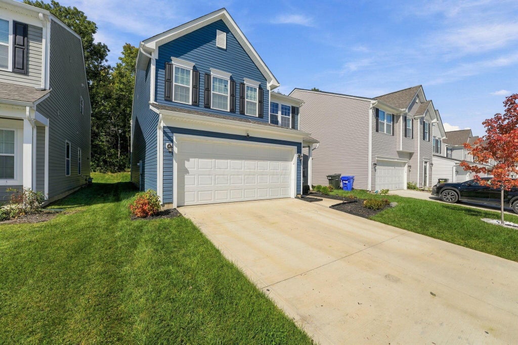 Photo of 2831 Horsham Drive, Grove City, OH 43123 (MLS # 226037379)