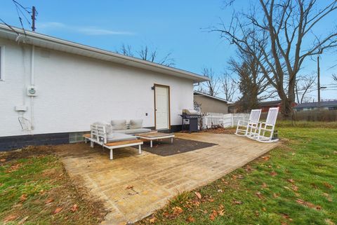 Tiny photo for 420 Denwood Court, Columbus, OH 43230 (MLS # 226000543)