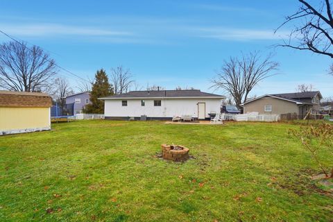 Tiny photo for 420 Denwood Court, Columbus, OH 43230 (MLS # 226000543)