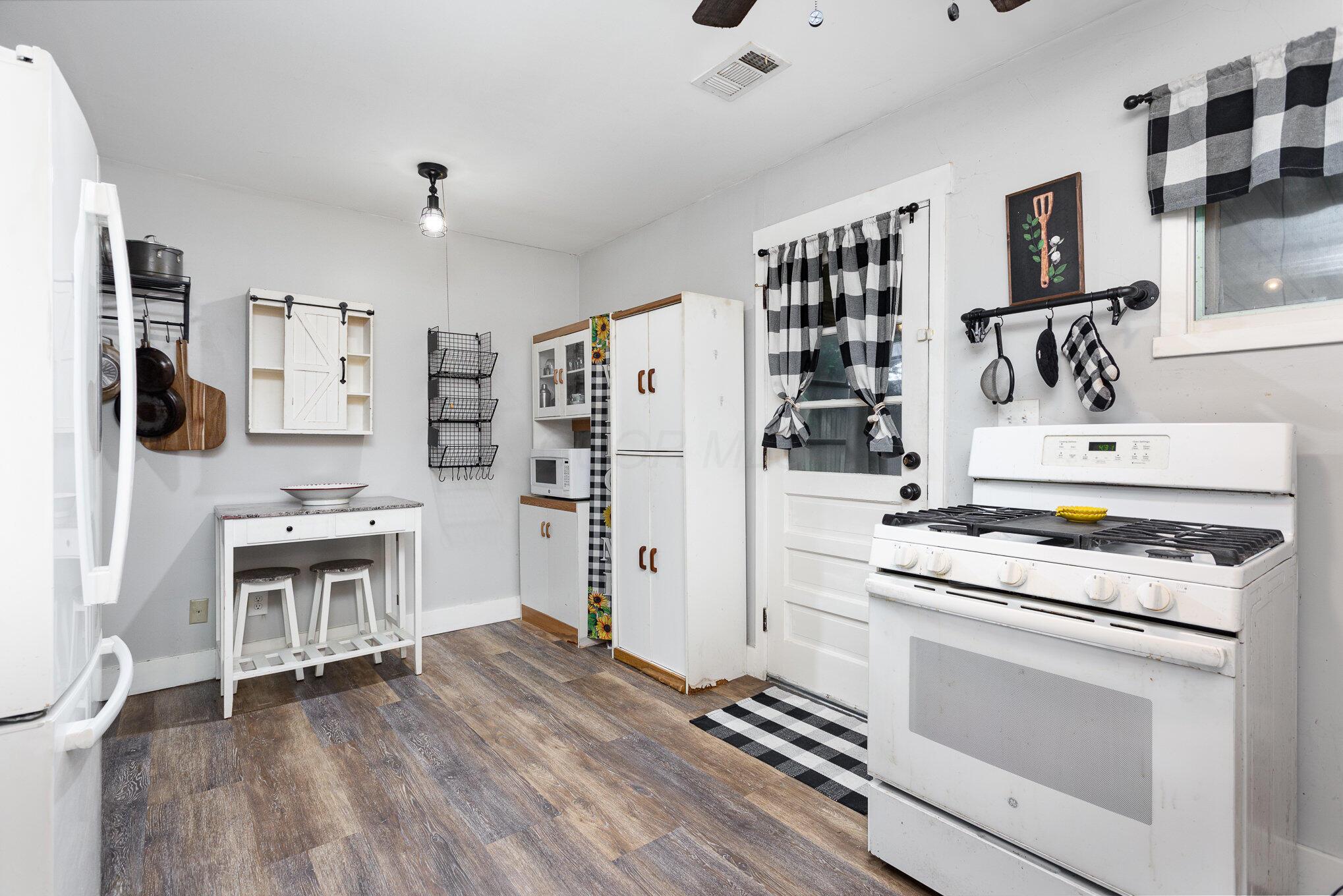 3611 Gerbert Road, Columbus, Ohio image 7