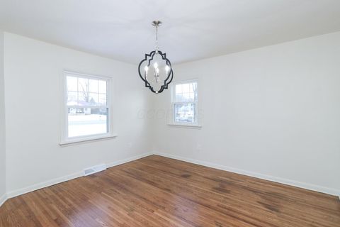 Tiny photo for 1476 Park Avenue E, Mansfield, OH 44905 (MLS # 226002354)