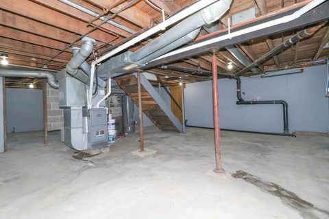 Tiny photo for 1476 Park Avenue E, Mansfield, OH 44905 (MLS # 226002354)