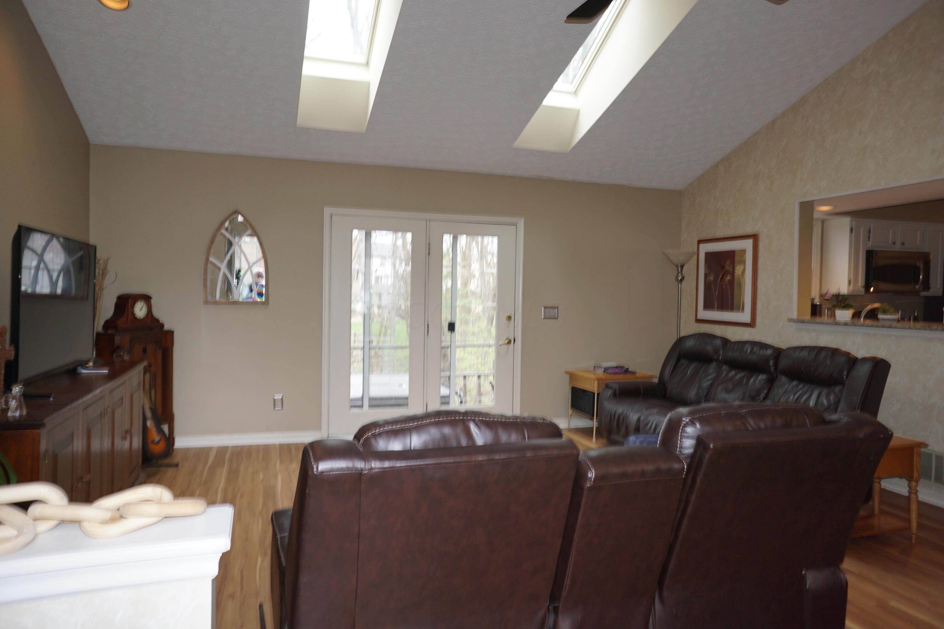 5484 Woodville Court, Columbus, Ohio image 18