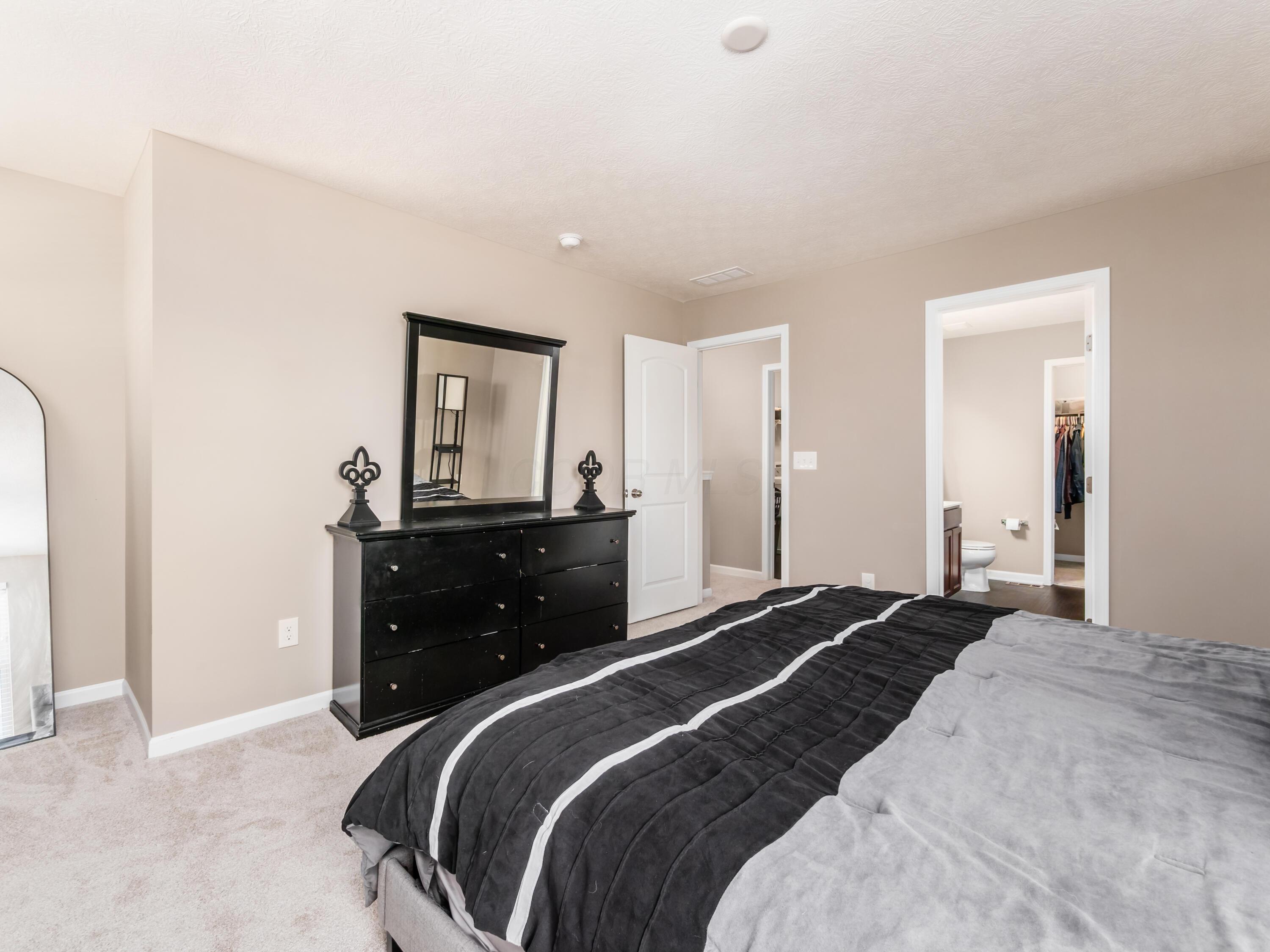 8723 Cicada Street, Blacklick, Ohio image 10