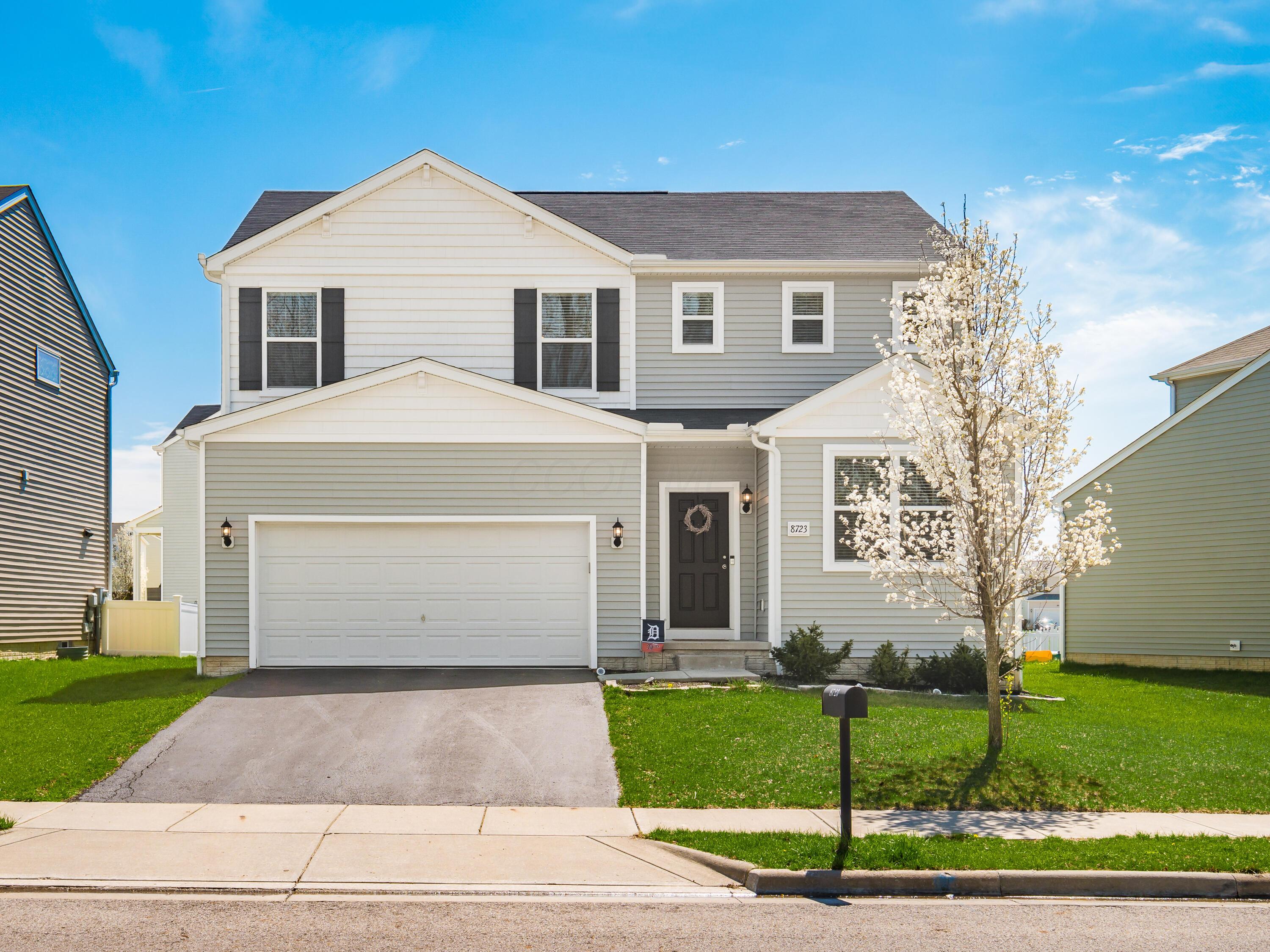 8723 Cicada Street, Blacklick, Ohio image 1
