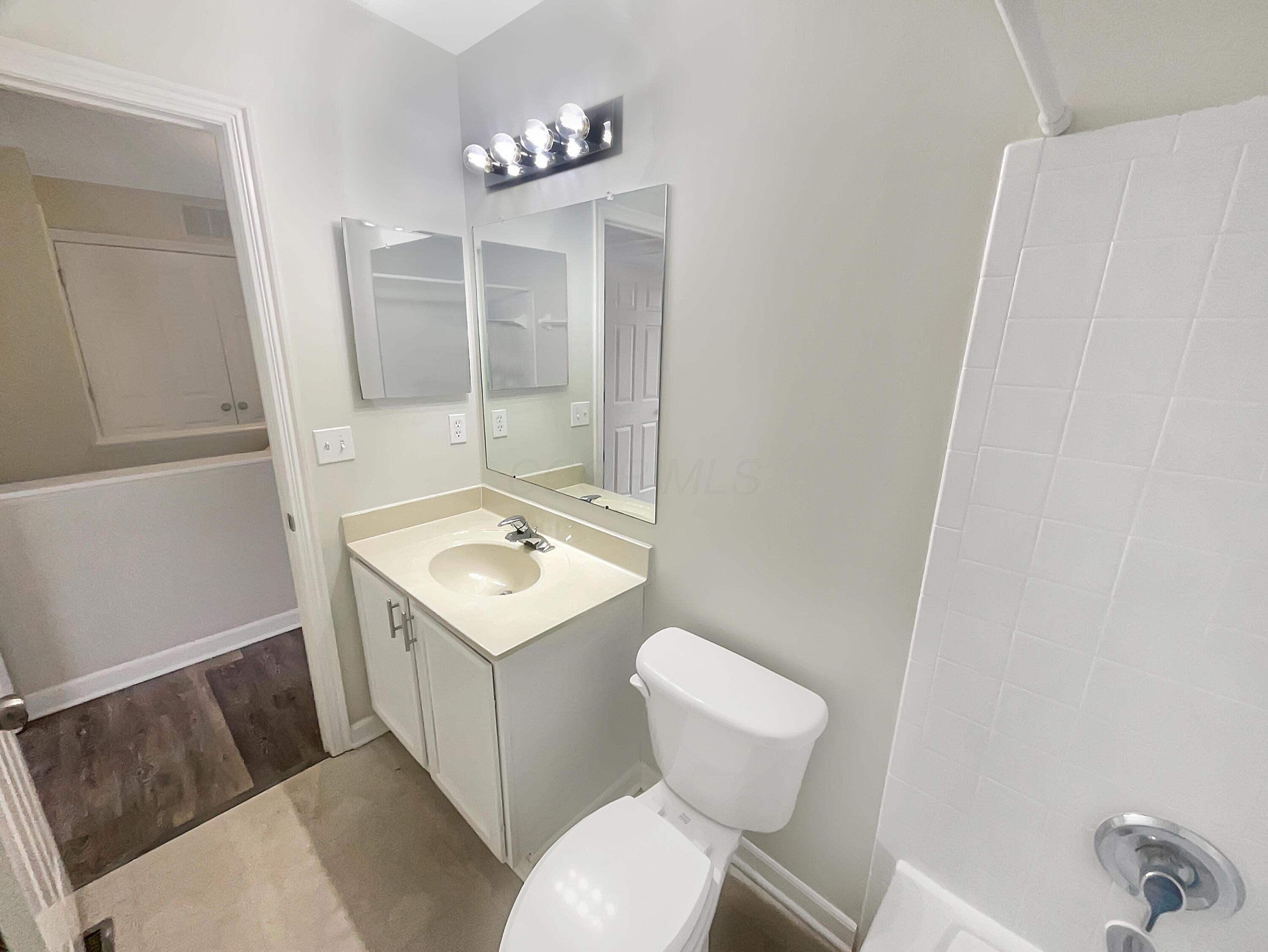 1538 Mallard Circle, Newark, Ohio image 19