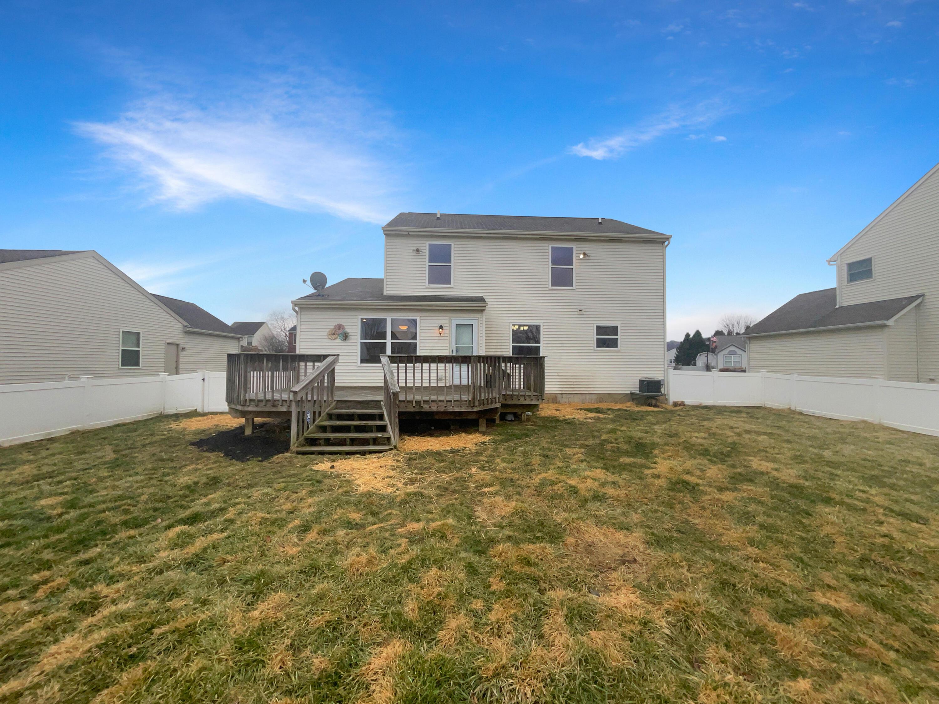 1538 Mallard Circle, Newark, Ohio image 8