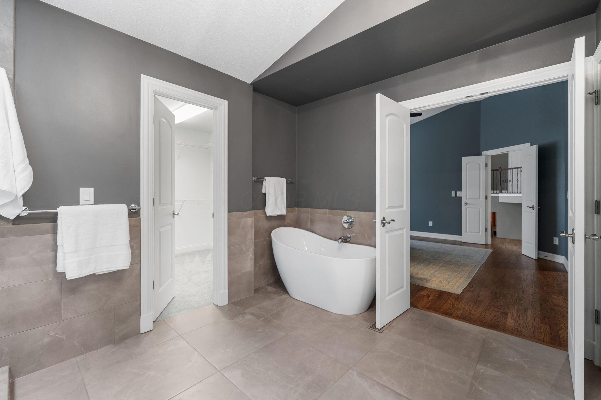 525 Maketewah Drive, Delaware, Ohio image 36